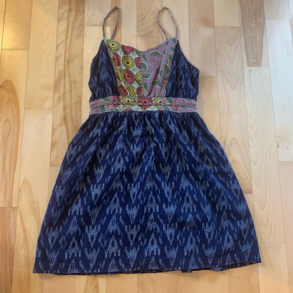 Element dress